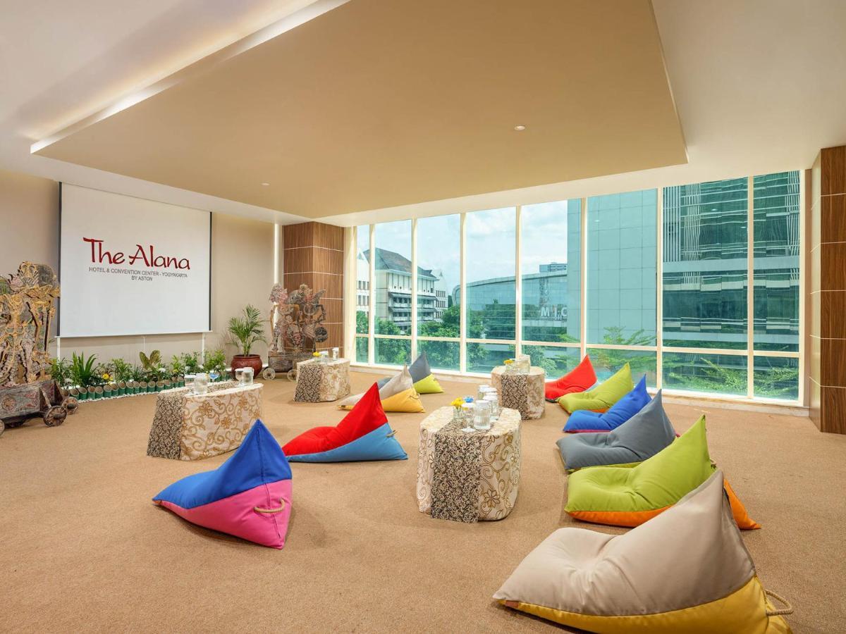 The Alana Yogyakarta Hotel&Centro de Convenciones Sleman  Exterior foto