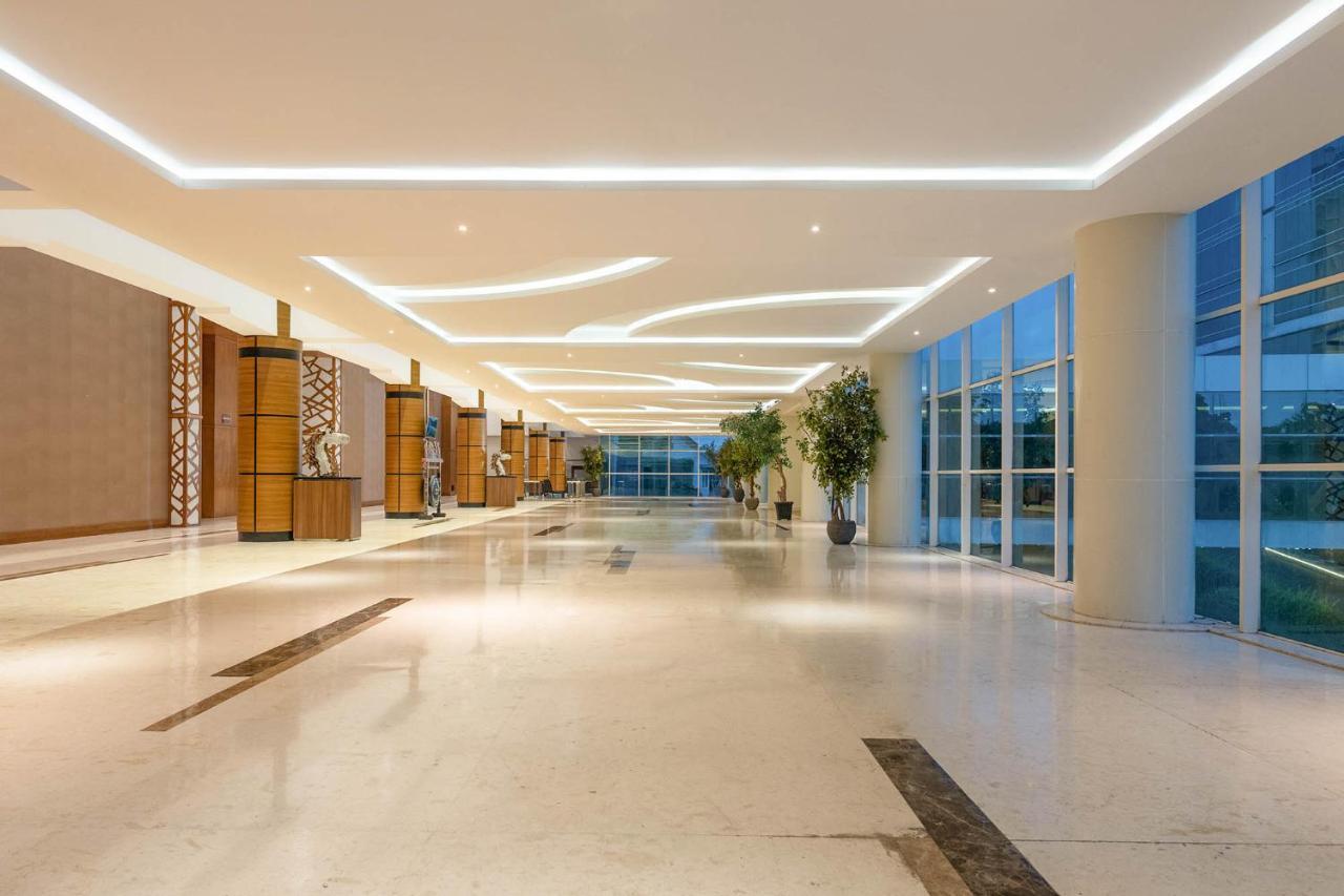 The Alana Yogyakarta Hotel&Centro de Convenciones Sleman  Exterior foto