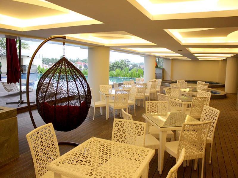 The Alana Yogyakarta Hotel&Centro de Convenciones Sleman  Exterior foto